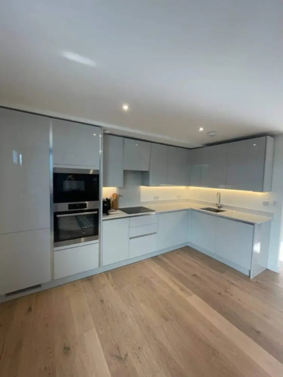 Modern 1BD Flat Near River Thames, Battersea!