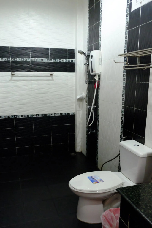 PT House Resort