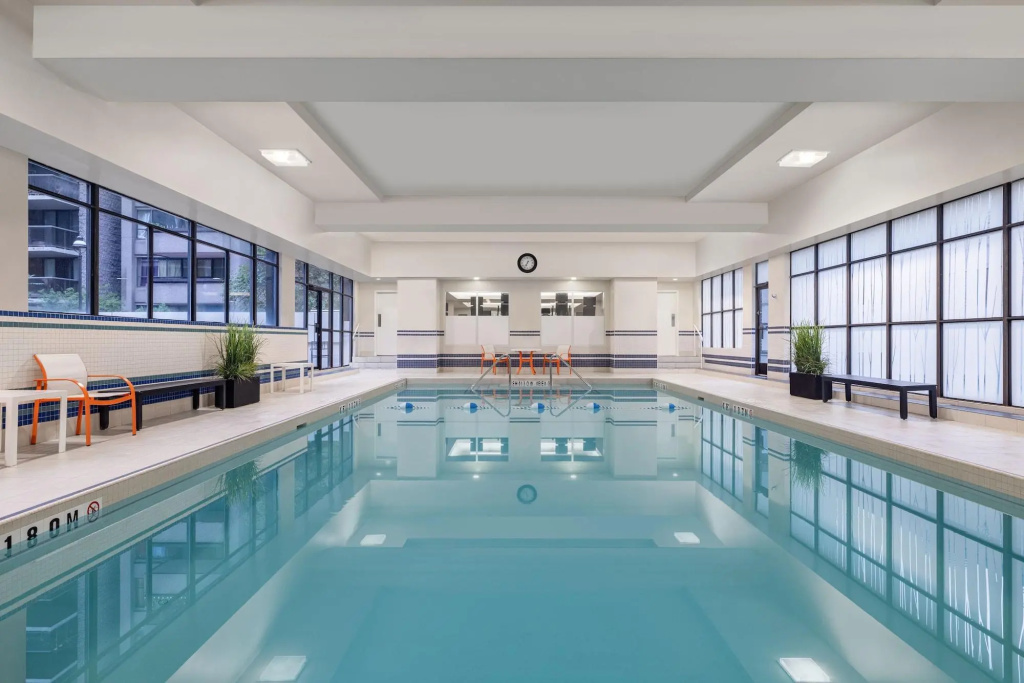 Holiday Inn Toronto Downtown Centre by IHG