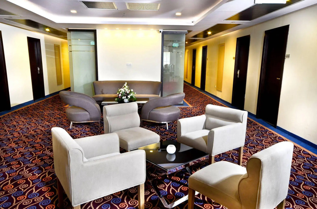 Golden Crown Old City Hotel