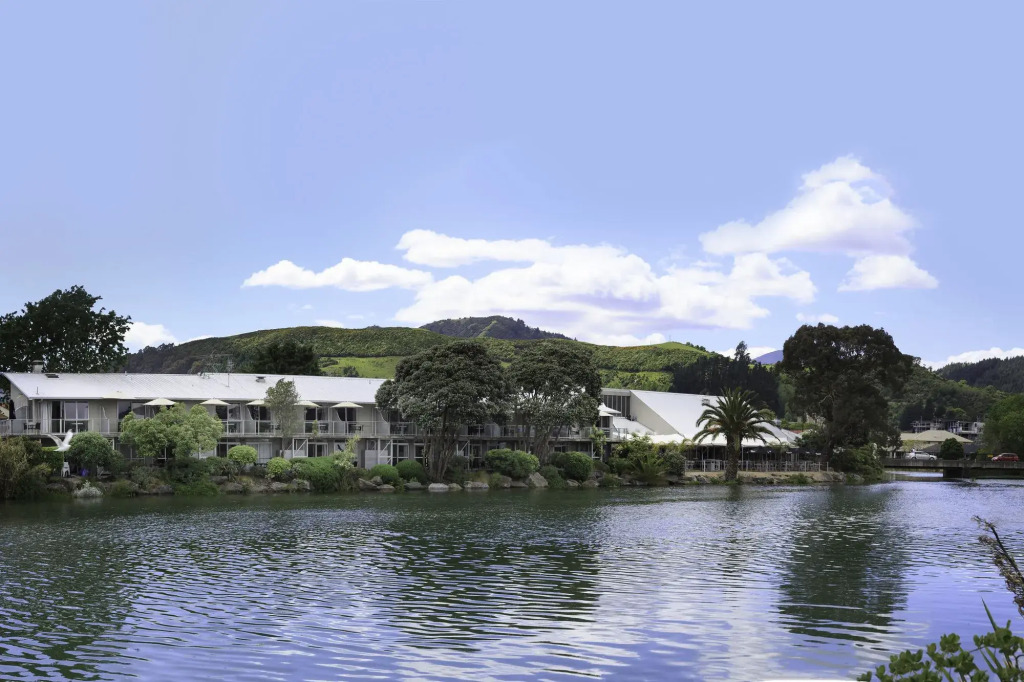 Tides Hotel