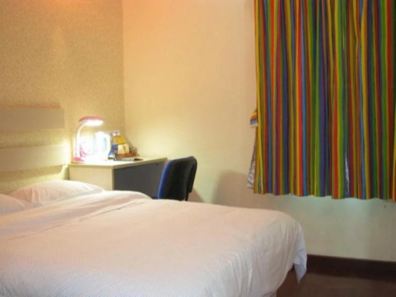 Guangzhou Semi Bay Inn