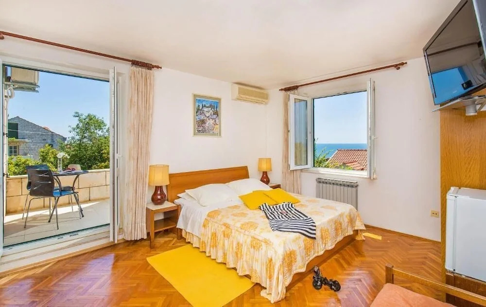 Rooms on Konalu
