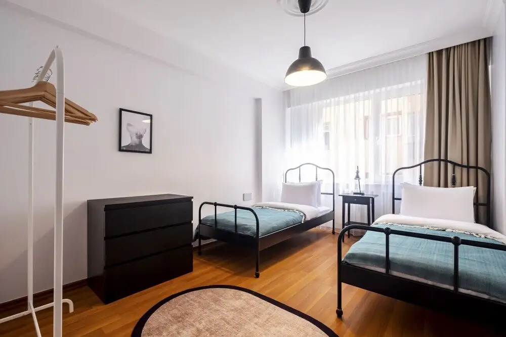 Centrally Located Sleek and Modern Flat in Sisli