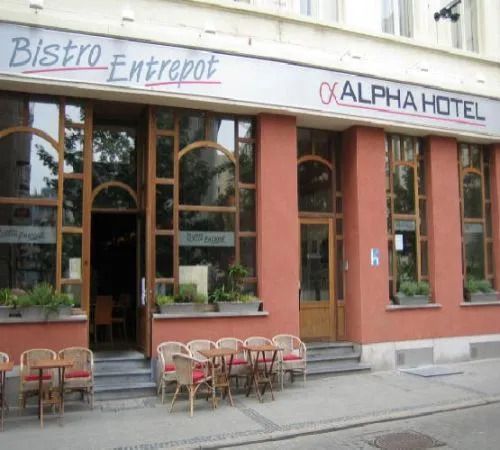 Alpha Hotel