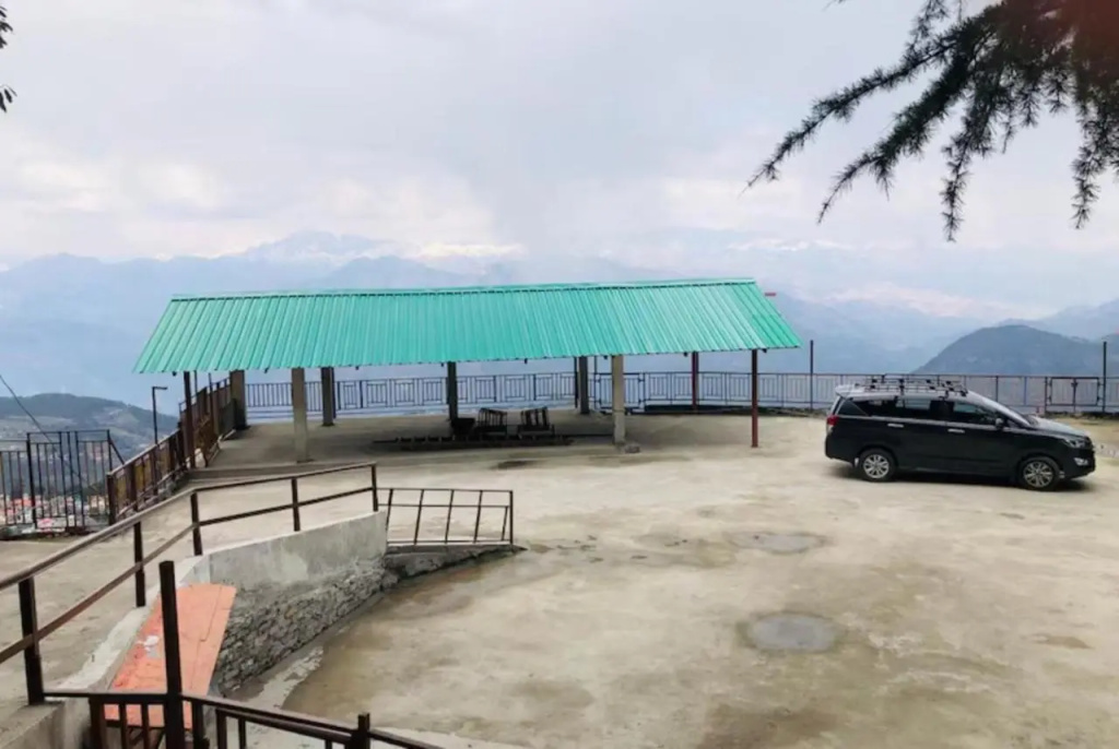 Goroomgo Dalhousie Shangrila Hotel