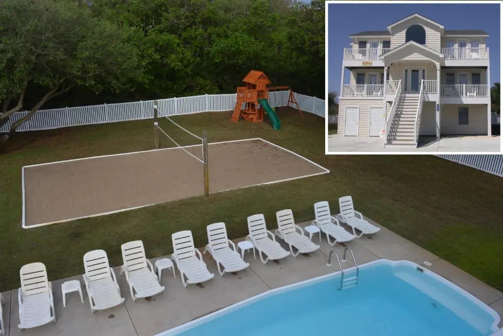 King BEEch - Southern Shores, 300 Yds to Beach, Ocean View, Pool, Hot Hub, Fenced Yard