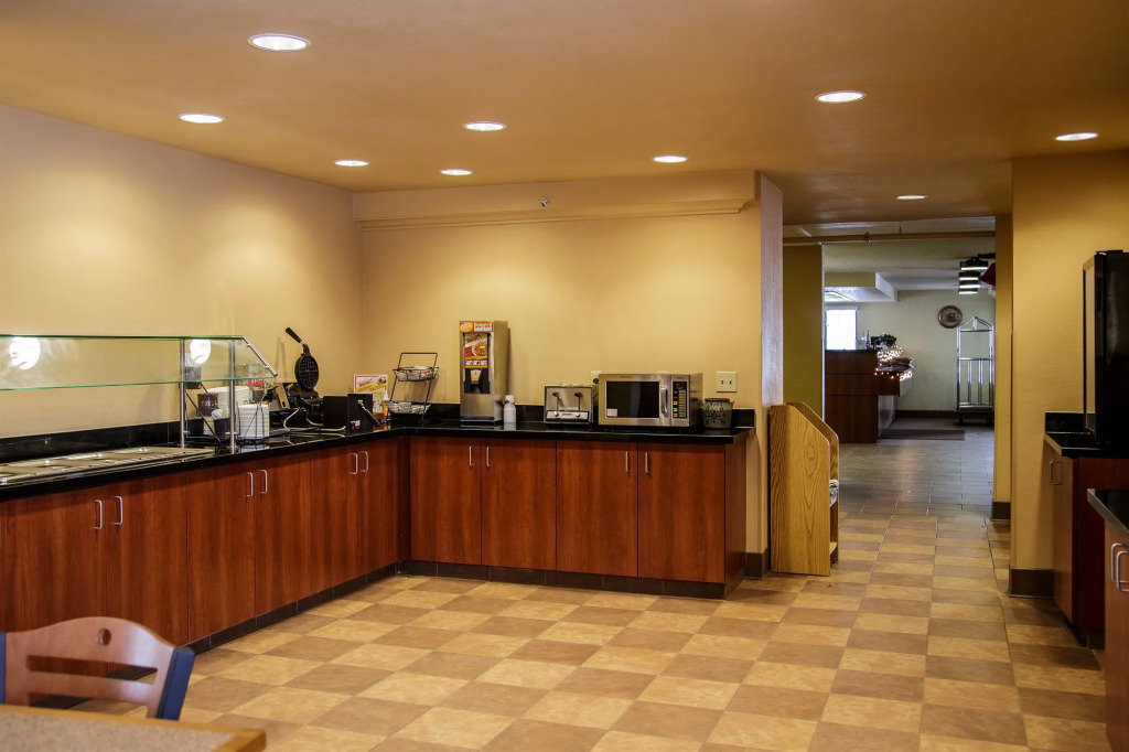 Richland Inn and Suites