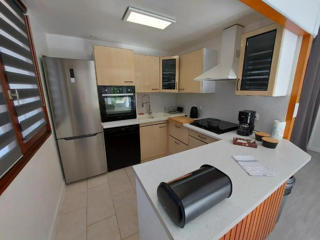 Centre St Jorioz : Charmant Et Spacieux Studio Avec Terrasse Et Jardin Privatif