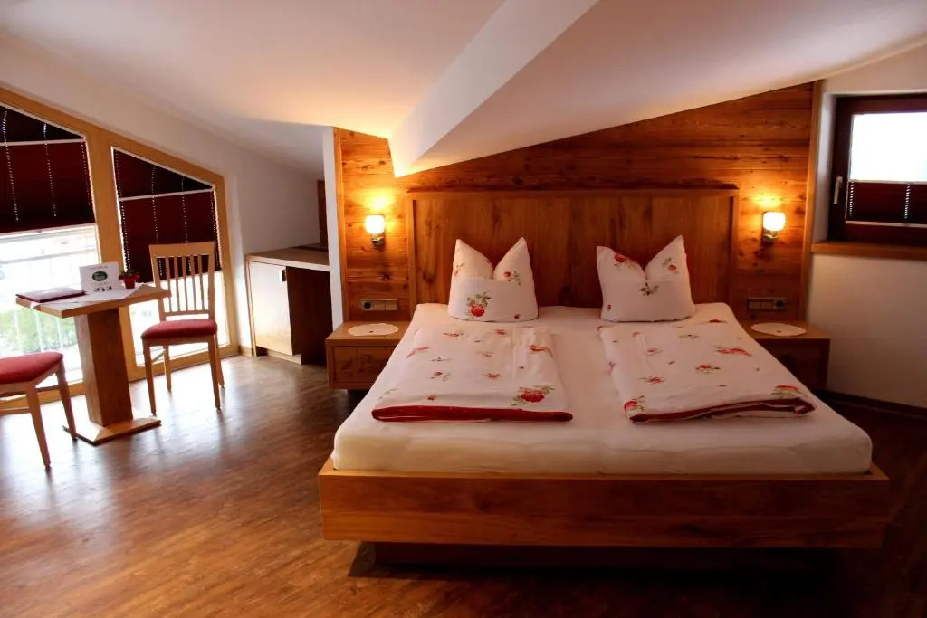 Hotel Alpina