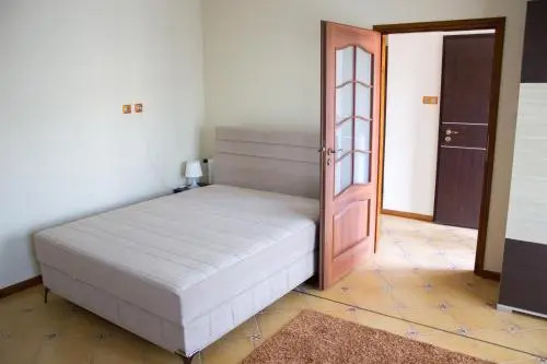 Makotel Apartmanház