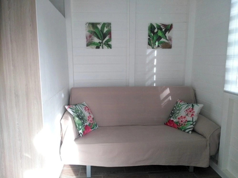 Villa With one Bedroom in Sainte-luce, With Private Pool, Enclosed Garden and Wifi - 8 km From the Beach