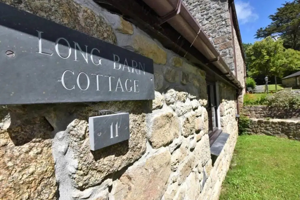 The Long Barn for Families Pets & Workers