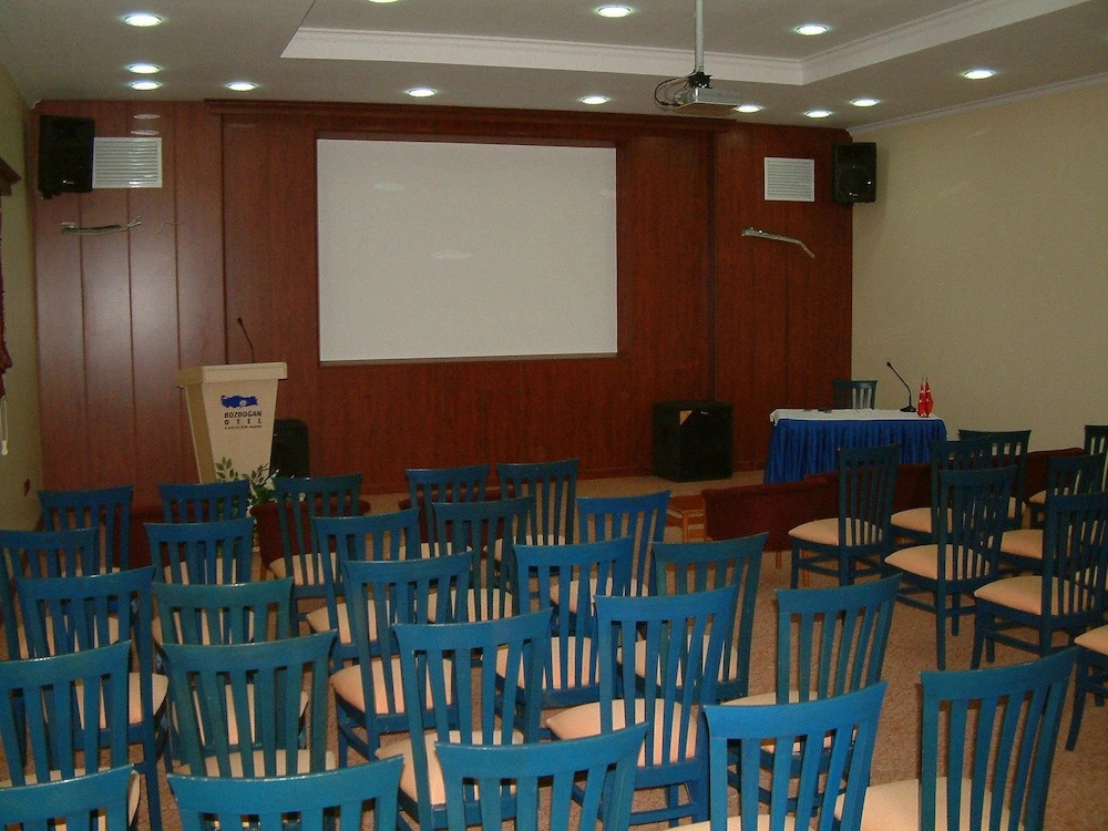Bozdogan Hotel