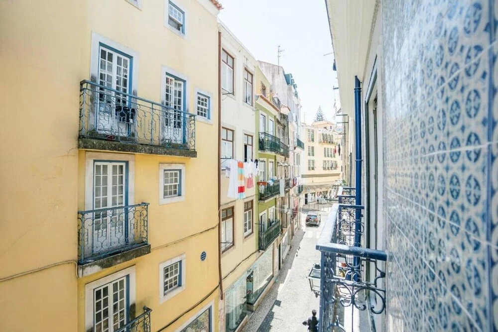 Historical Centre Terrace Aircon by LD Apartments
