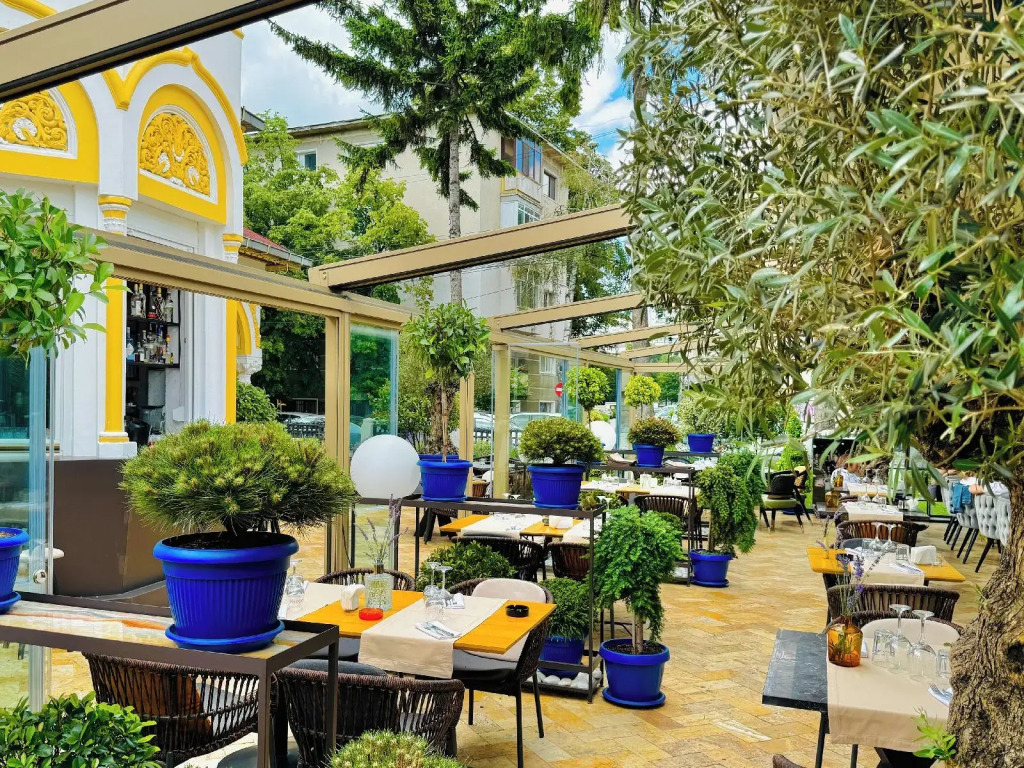 Hotel Dumbrava