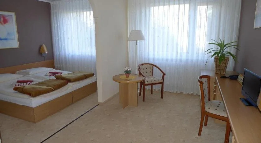 Jantar Resort