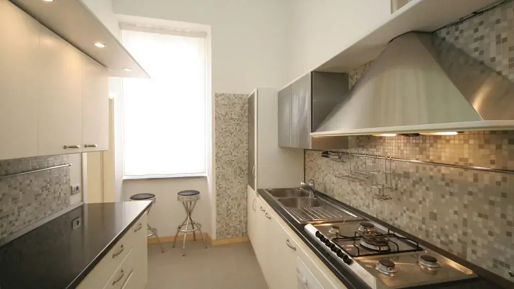 Rental in Rome Bernini Square