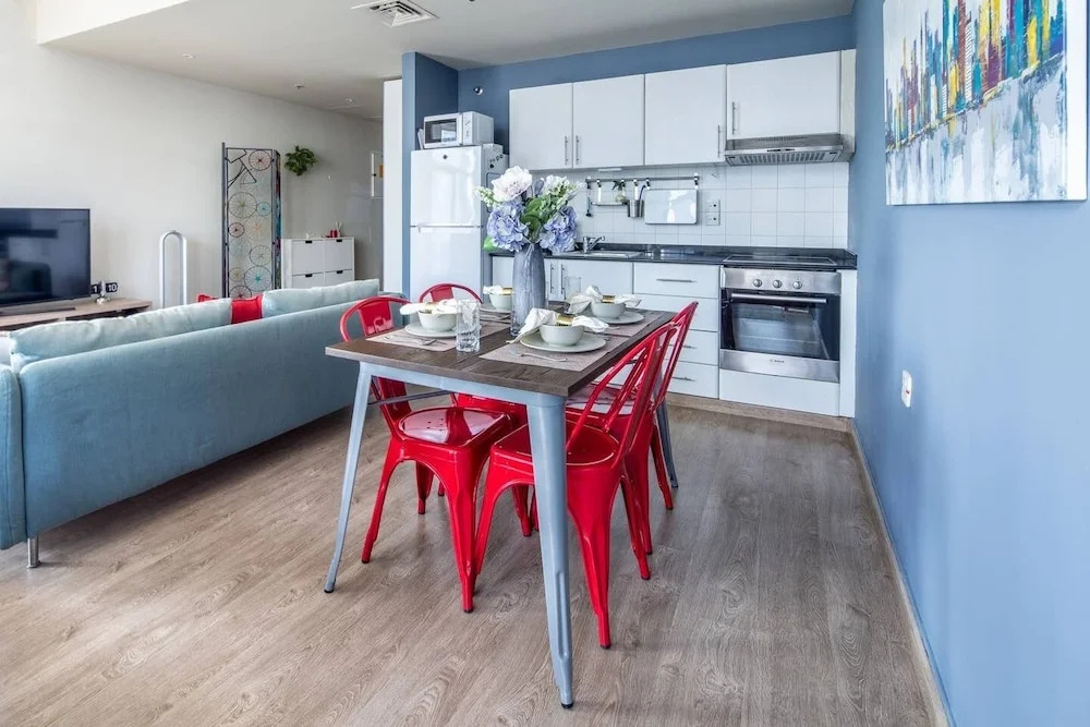 Vibrant Studio in Dubai Marina - Near Metro & Tram