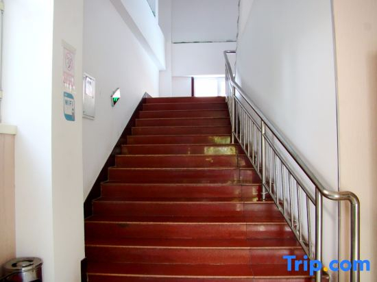 Ordos Shengtong Hotel