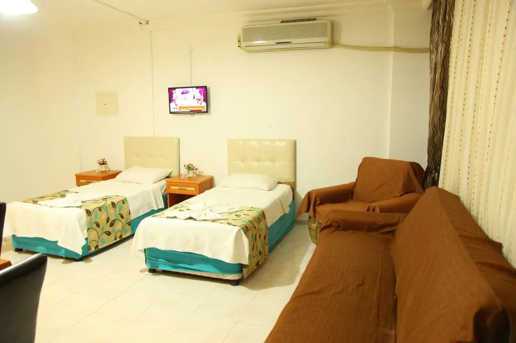 Orient Apart Hotel