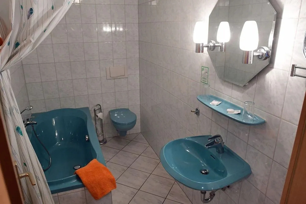 Hotel garni Goldene Henne