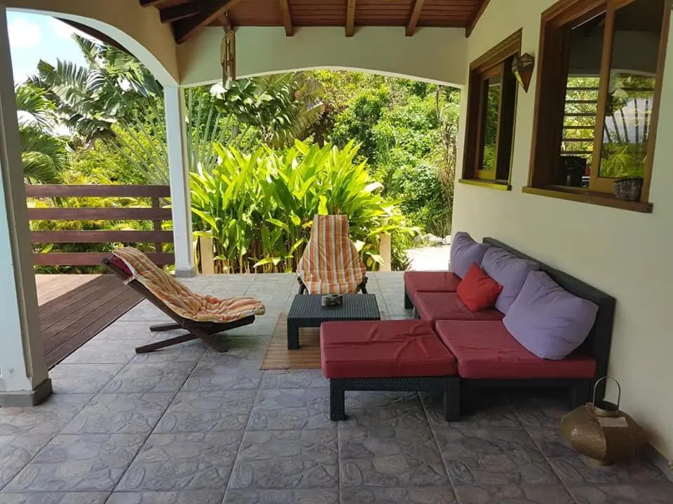 Villa Mascotte proche Bas du Fort avec piscine