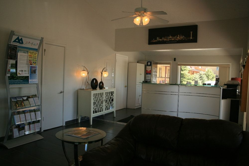 Econo Lodge Inn & Suites Montrose - Black Canyon Area