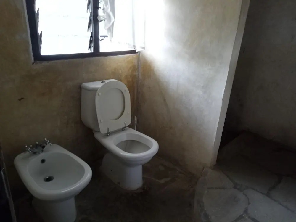 Курортный Отель Travellers Inn Resort Malindi