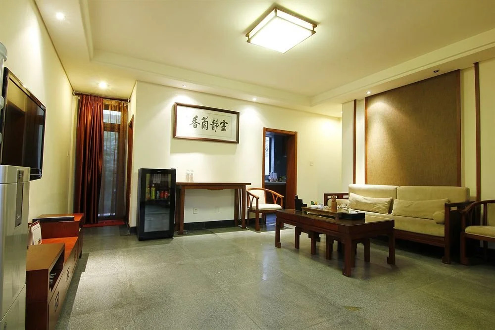 Linyi Tujia Sweetome Vacation Rentals