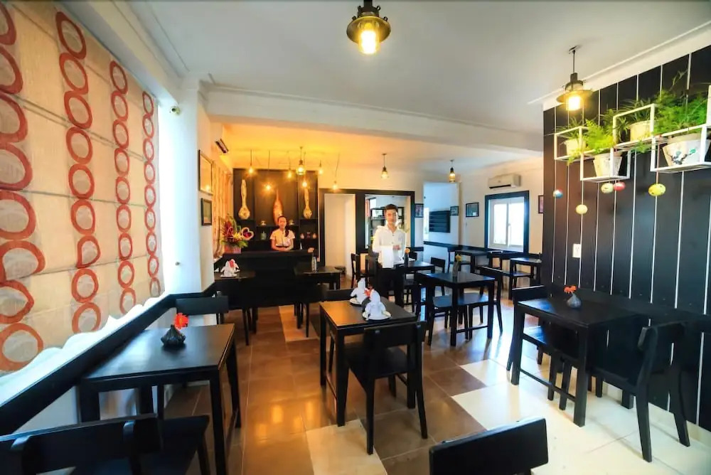 Vi Da Riverside Hotel