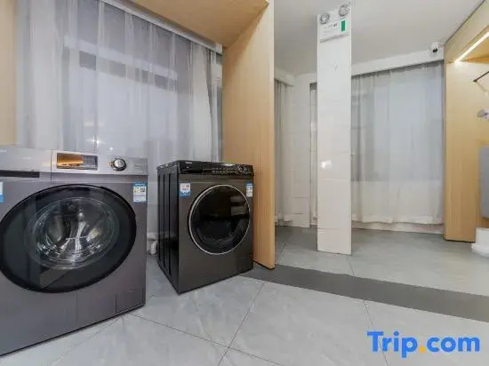Home Inn Xinchang Jiangbin Middle Road