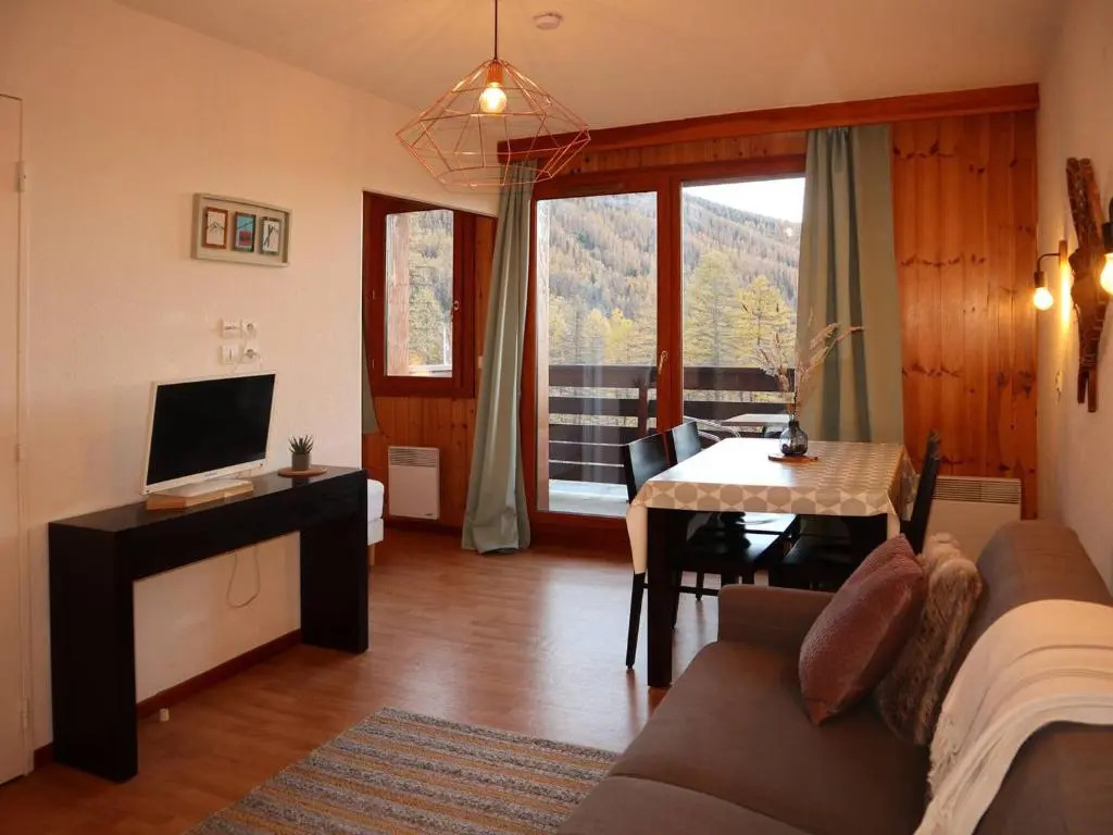 Appartement Les Orres, 2 pièces, 4 personnes - FR-1-322-33