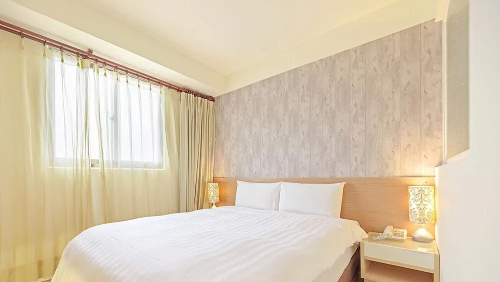 Huaxin Hotel