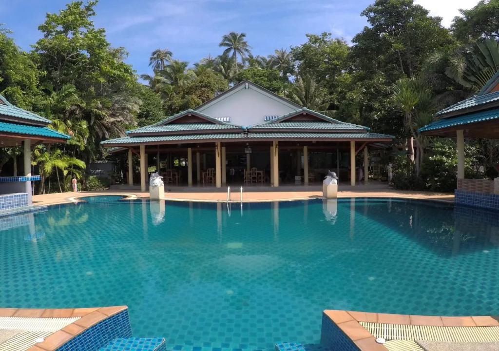 Dolphin Bay Beach Resort