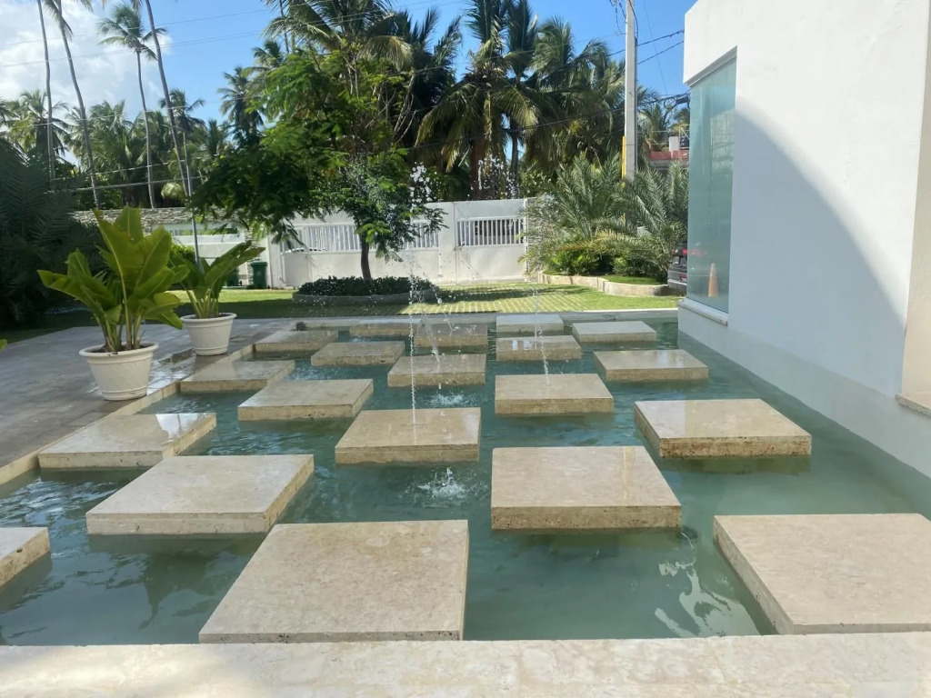 Destination Jelly Playa Coral Condo