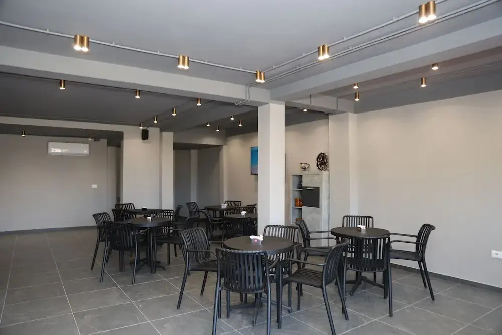 Kalpazo Rental Hotel Tommy Durres