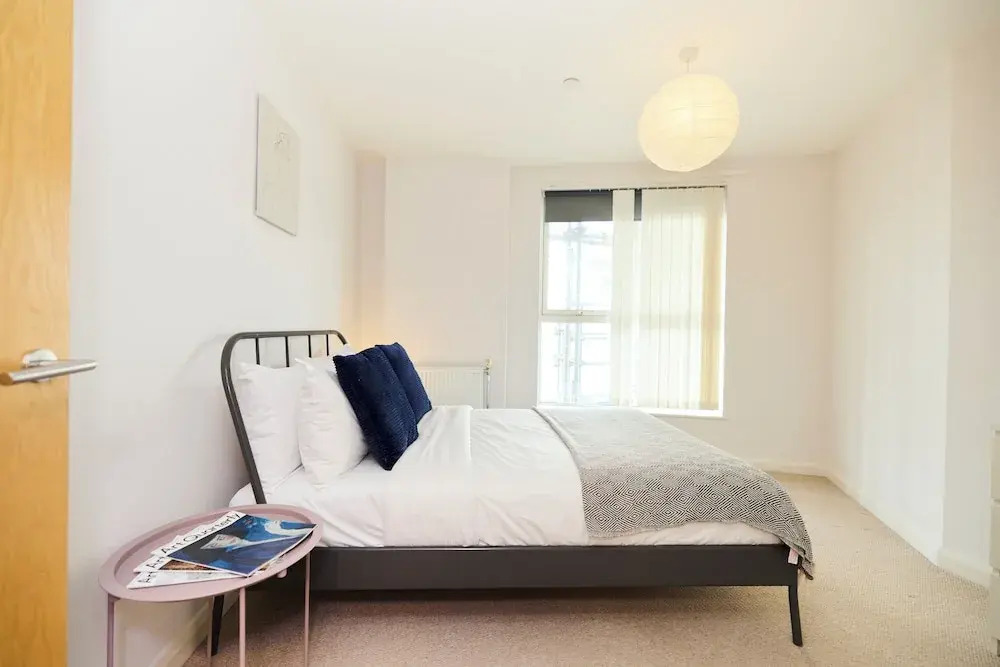 The Queensland Sanctuary - Trendy 2bdr Flat With Terrace