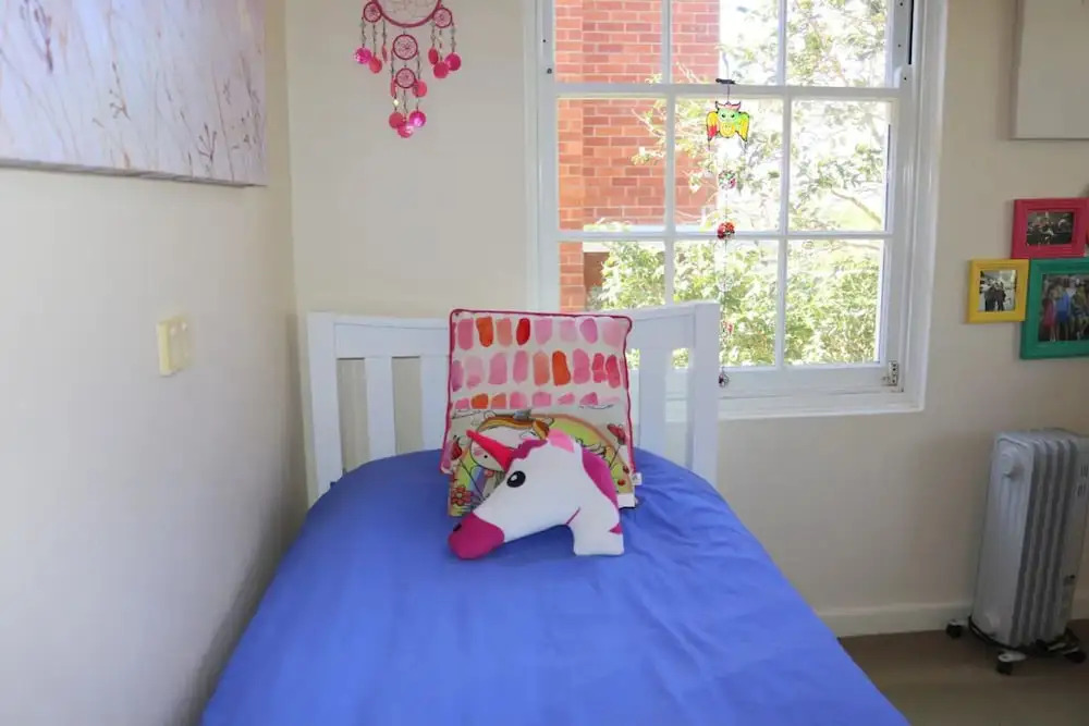 Spacious 4 Bedroom Seaside Gem