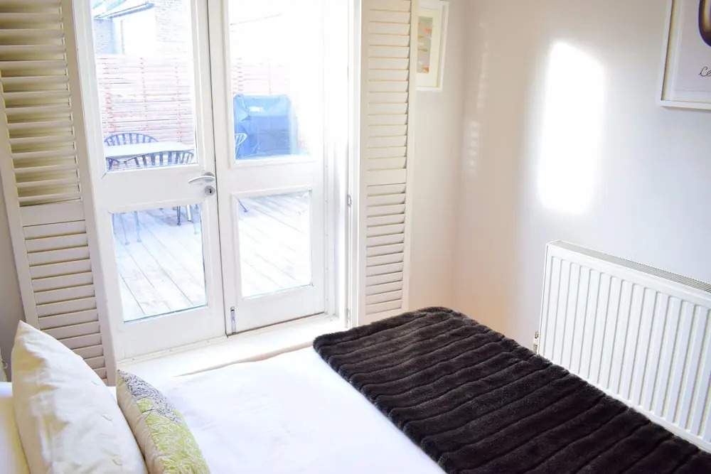 1 Bedroom Flat With Patio in Battersea