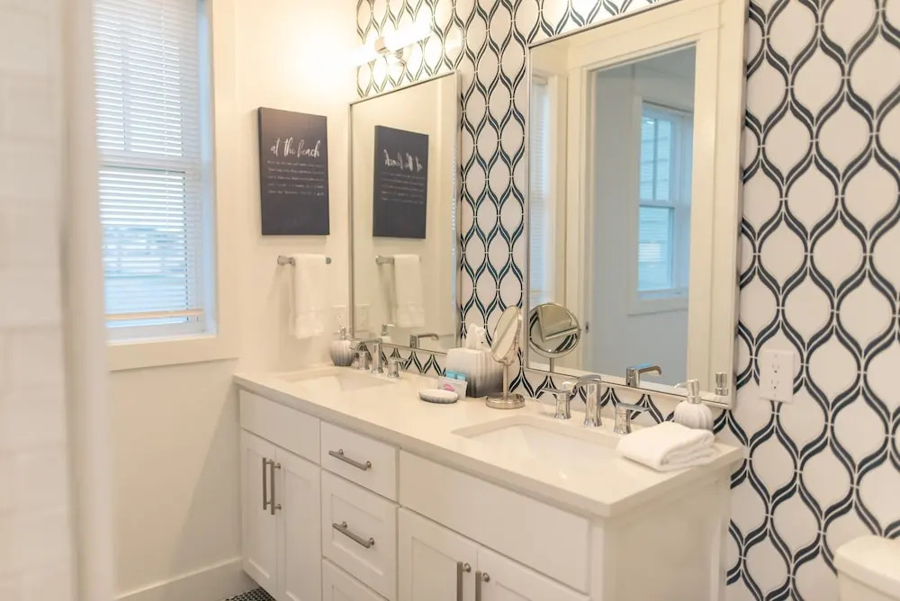 700 Sunrise Ave 4 Bedroom Home