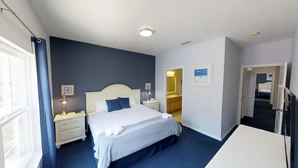 Runaway Beach - 3 Bd Villa (RW15204)