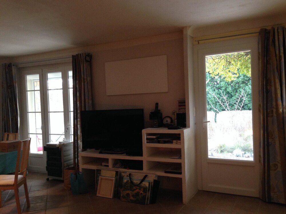 Apartment With 2 Bedrooms in Villecroze, With Enclosed Garden and Wifi