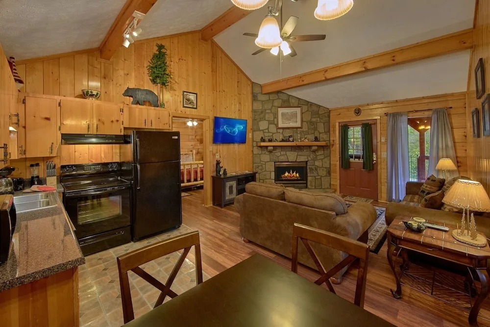 Bear Creek - 2 Br Cabin