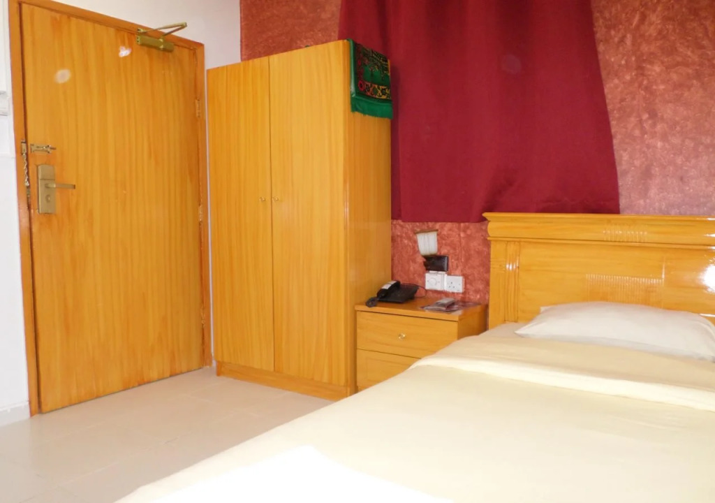 Emirates Hotel