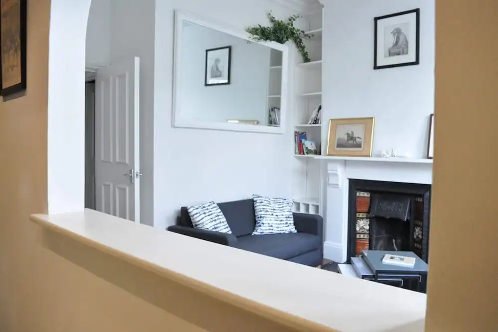 Bright 1 Bedroom Flat Perfect for City Getaway