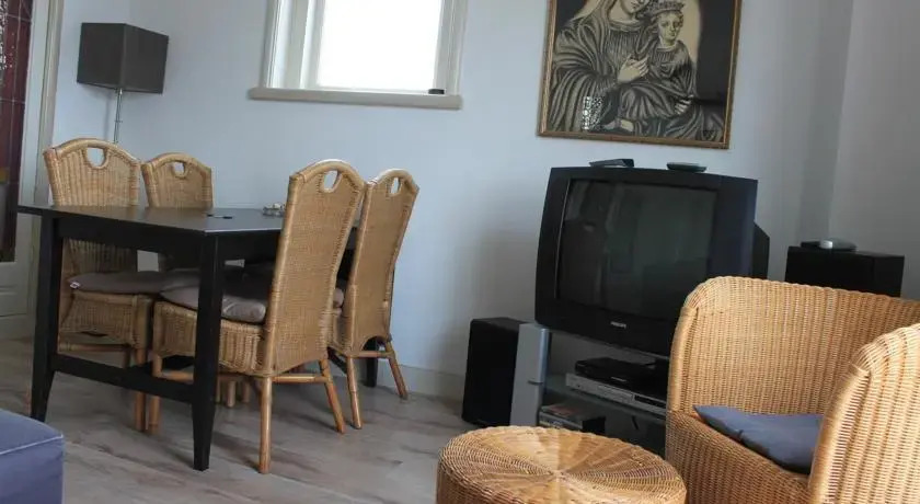 Apartment Van Kinsbergen