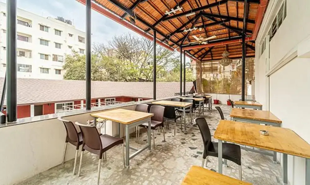 FabHotel Prime Seasons Suites HBR