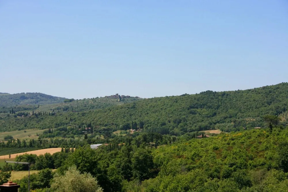 Stunning private villa for 8 guests with private pool, WIFI, TV, terrace, pets allowed and parking