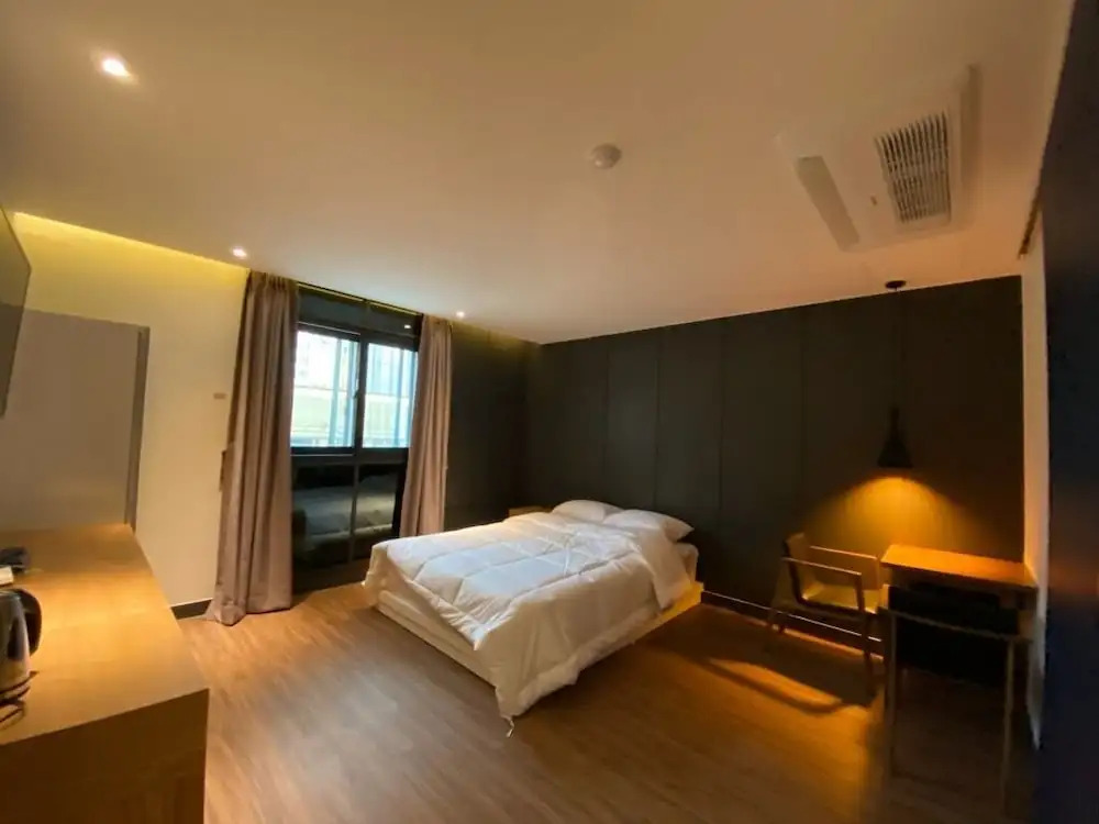 CS Plaza Hotel